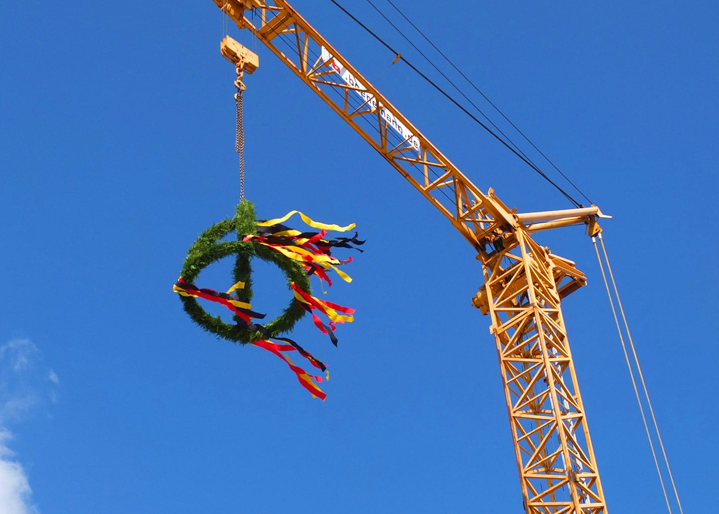 ArtikelbildImmobilien im Bau: Luftschlösser auf die Erde holen