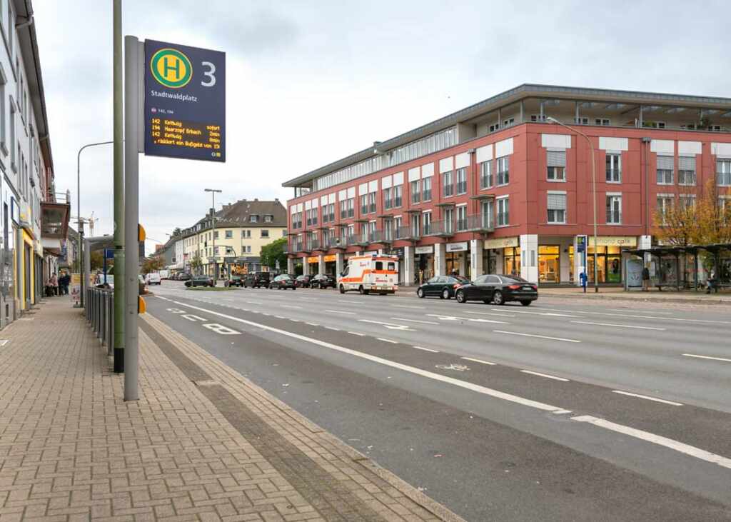 Der Stadtwaldplatz am Anfang der Frankenstraße