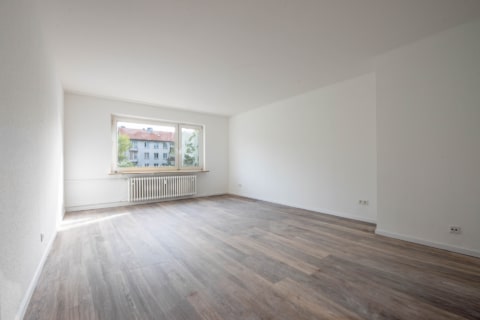 Einziehen und wohlfühlen - moderne Wohnung mit Balkon in Huttrop, 45138 Essen / Huttrop, Etagenwohnung