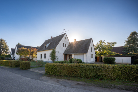 Zuhause mit Platz für Lieblingsprojekte!, 53881 Euskirchen / Kleinbüllesheim, Einfamilienhaus