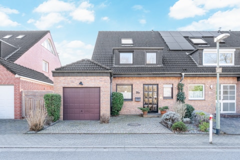 Famili­en­pa­radies Heisingen, 45259 Essen / Heisingen, Reihenendhaus