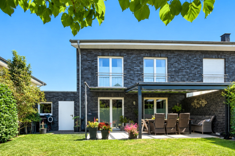 ALTERNATIVE ZUM NEUBAU – BEZUGSFERTIG MIT VIELEN EXTRAS, 48282 Emsdetten, Doppelhaushälfte