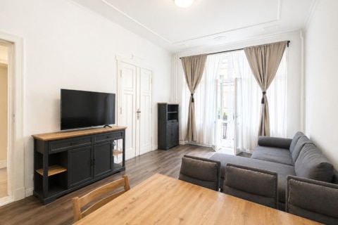 Altbau­charme trifft Balkon: Wohnjuwel nahe S-Bahnhof Spandau, 13585 Berlin, Etagenwohnung