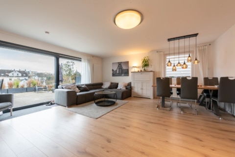 Famili­en­traum in ruhiger Lage von Essen-Kray – liebevoll moder­ni­sierte Doppelhaushälfte, 45307 Essen / Kray, Doppelhaushälfte