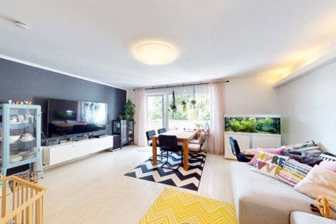 Sanierte 4 Zimmer­wohnung in Top Lage, 90409 Nürnberg, Etagenwohnung