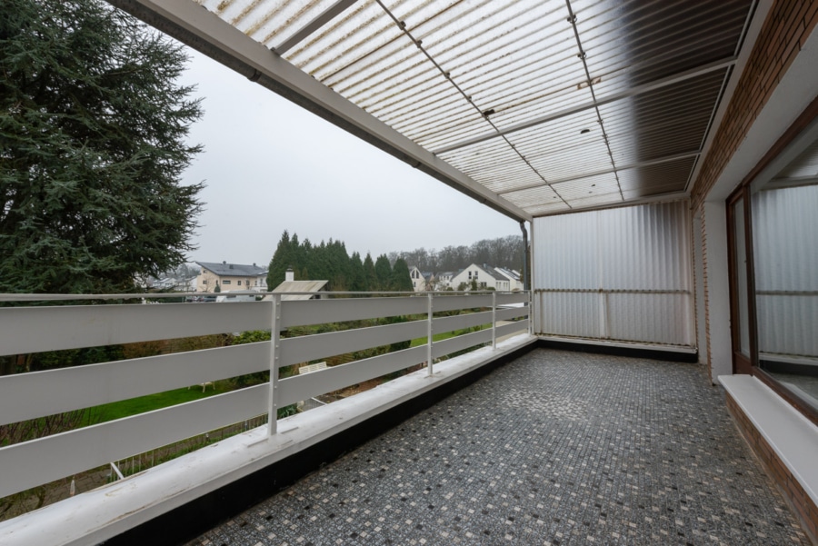 weitere Ansicht Balkon - Wohnglück in Heisingen!