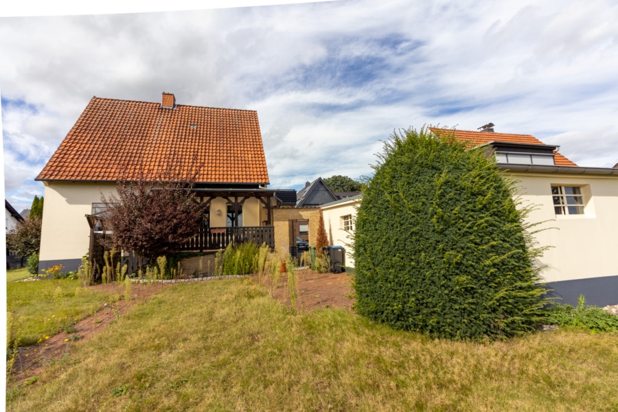 Bild - Familienfreundliches Einfamilienhaus , Zweifamilienhaus in Kirchlengern