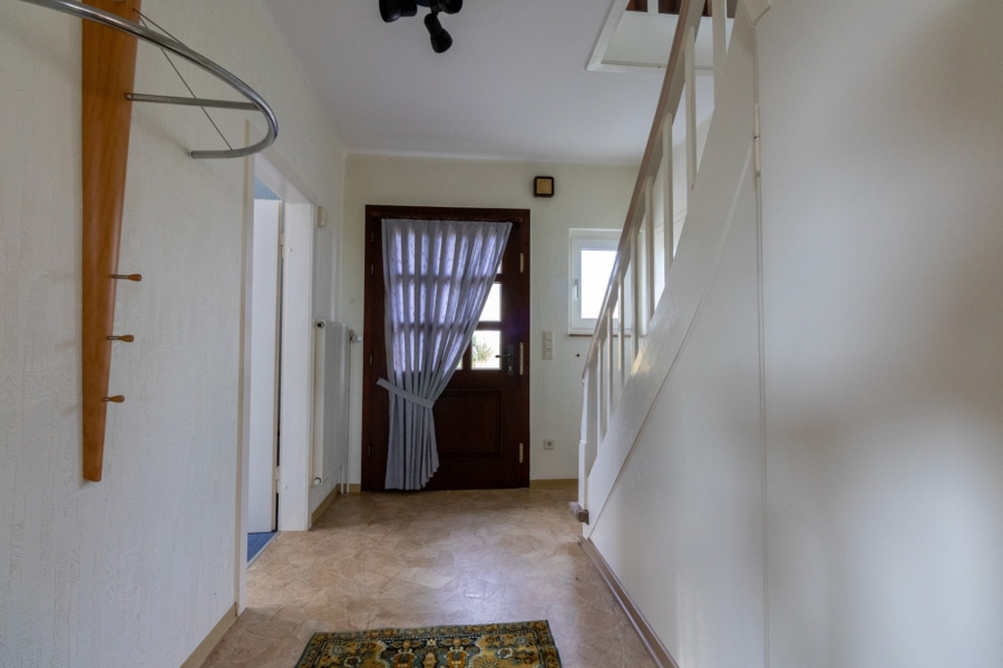 Bild - Familienfreundliches Einfamilienhaus , Zweifamilienhaus in Kirchlengern