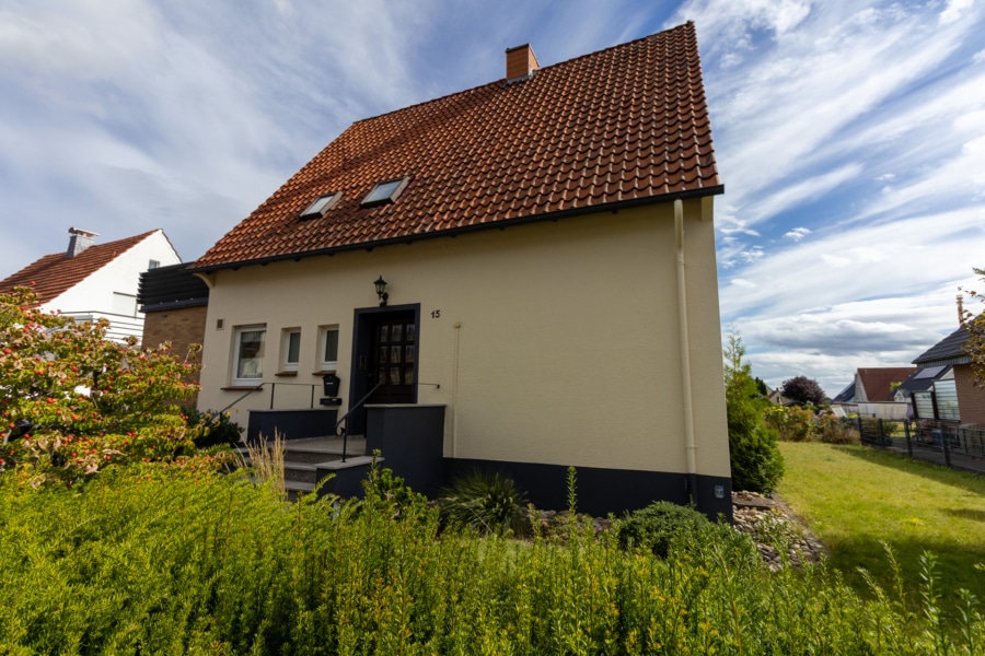 Bild - Familienfreundliches Einfamilienhaus , Zweifamilienhaus in Kirchlengern