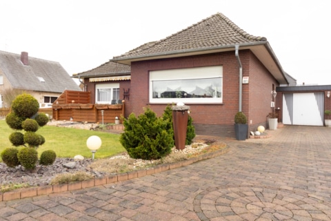 „Idylli­sches Wohnen im Herzen von Badbergen: Charmanter Bungalow mit Ausbaureserve”, 49635 Badbergen, Einfamilienhaus