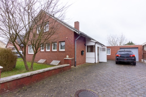 Viel Platz, viele Möglich­keiten- Einfa­mi­li­enhaus mit Zweifamilienoption, 49610 Quakenbrück, Einfamilienhaus