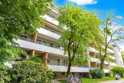 Ruhige 2-Zimmer-Wohnung mit Balkon & Einbau­küche in gepflegter Wohnanlage in München-Laim, 80686 München, Erdgeschosswohnung