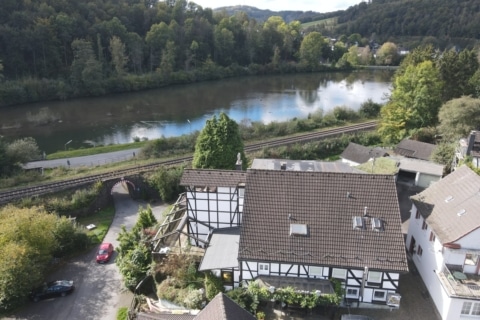 Wirtshaus mit Gäste­zimmern und Wohnung, 51766 Engelskirchen, Gastronomie und Wohnung