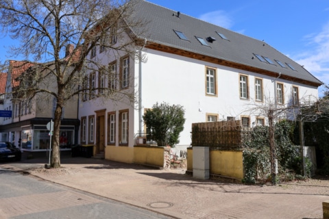 Appar­tement, Küche, Bad , im Herzen der Stadt, Kernsa­niert, Fahrstuhl Gemein­schaft­räume, Dachgeschoss, 49186 Bad Iburg, Dachgeschosswohnung