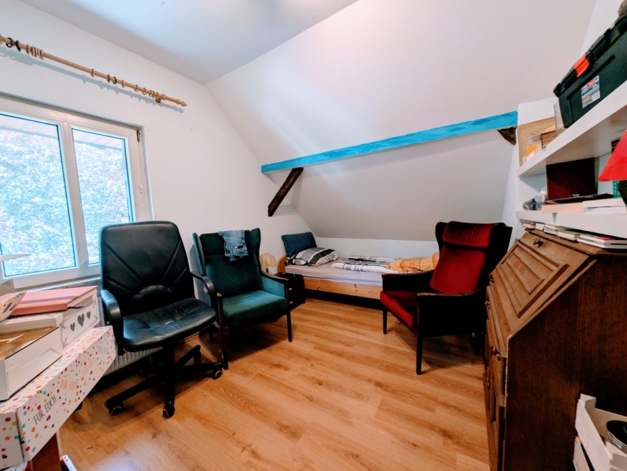 Gästezimmer DG - Charmantes Gastronomieensemble mit Traumwohnung – perfektes Zusammenspiel aus Leben und Beruf!