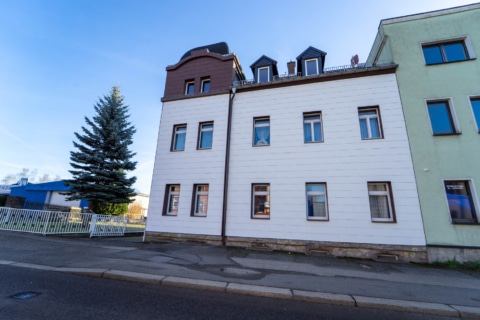 Gepflegtes 3-Famili­enhaus mit Garten­idylle, Ausbau­re­serve und solider Substanz, 09131 Chemnitz / Hilbersdorf, Mehrfamilienhaus