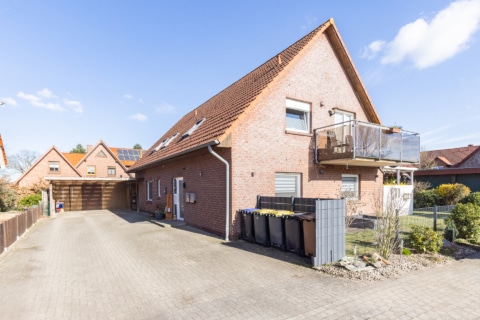 Zuhause mit Einnahmen, 49419 Wagenfeld, Zweifamilienhaus