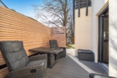 ...mit Terrasse...