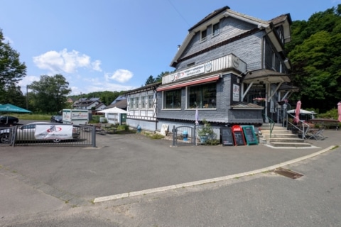 Gaststätte mit Flair & Familie unter einem Dach!, 51588 Nümbrecht, Gastronomie und Wohnung