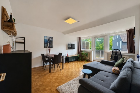 Gemüt­liche 2-Zimmer-Wohnung mit Balkon in Essen Heisingen, 45259 Essen / Heisingen, Dachgeschosswohnung