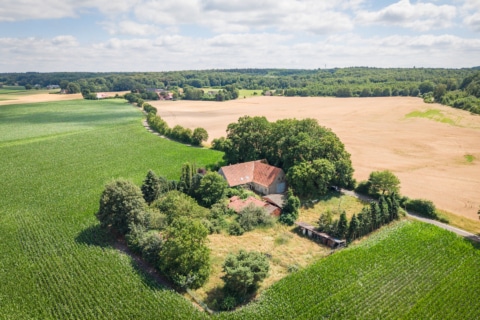 Ein Hof mit Vergan­genheit. Eine Immobilie mit Zukunft. – Histo­ri­scher Resthof in Recke-Steinbeck!, 49509 Recke / Steinbeck, Resthof