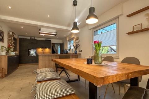 LICHTDURCHFLUTET, NEUWERTIG UND IN BEGEHRTER WALDRANDLAGE, 48282 Emsdetten, Einfamilienhaus