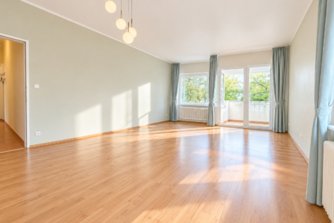 2-Zimmerwohnung mit Balkon | Bezugsfrei ideal für Paare in Spandau mit Auzug und Stellplatz, 13599 Berlin, Etagenwohnung