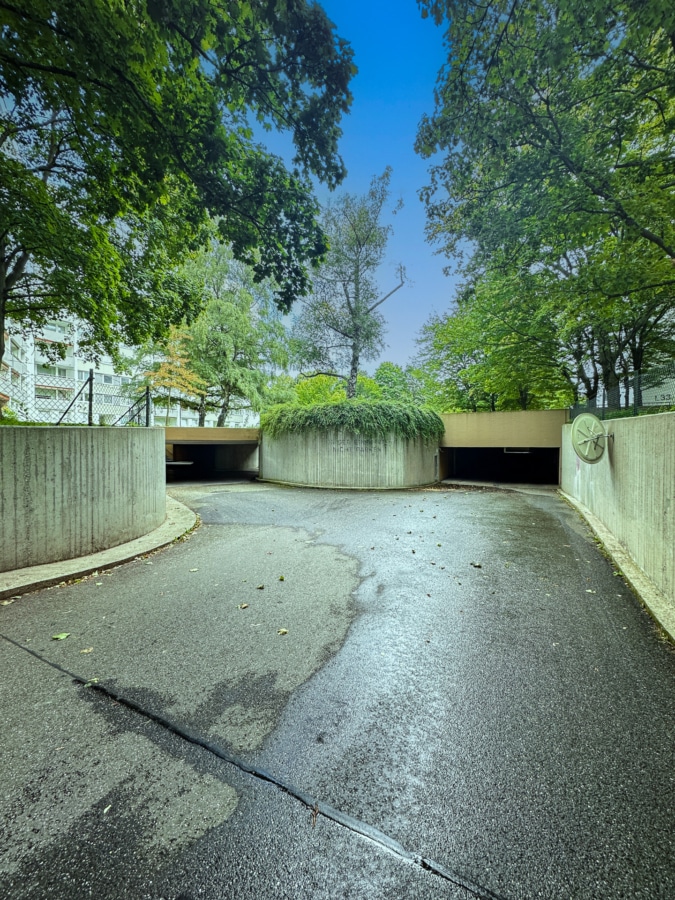 Zufahrt Tiefgarage - Großzügiges Wohnen über den Dächern Ettlingens