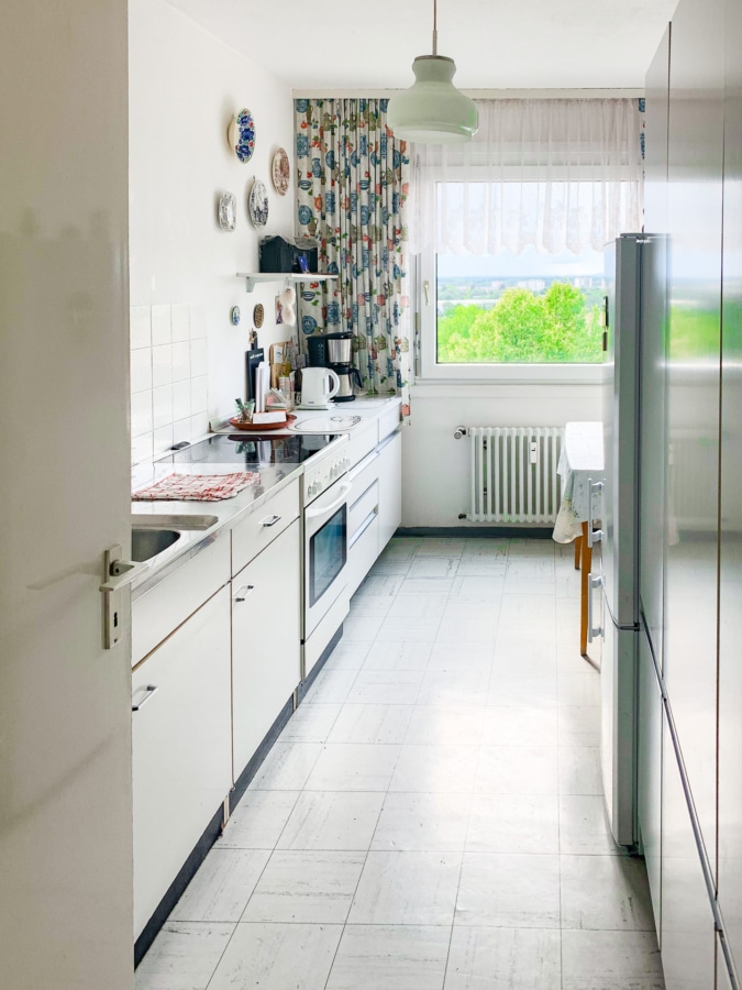 Küche - Großzügiges Wohnen über den Dächern Ettlingens
