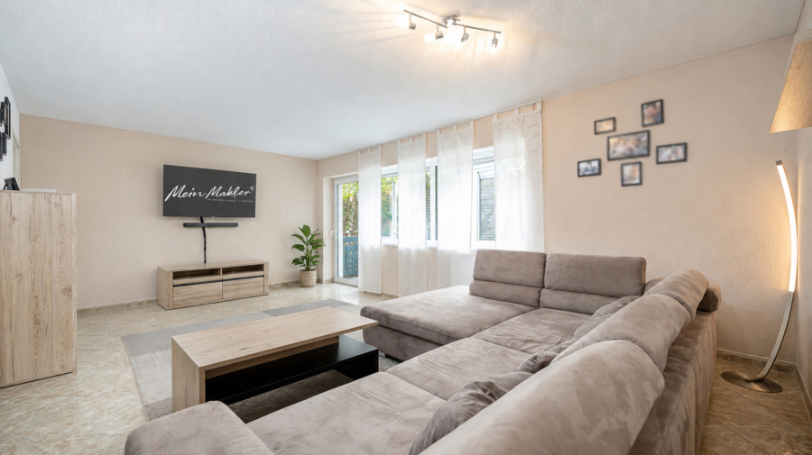 Wohnzimmer EG
