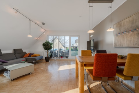Wohnqua­lität auf zwei Ebenen mit Südwest-Balkonen in Essen-Burgaltendorf, 45289 Essen / Burgaltendorf, Maisonettewohnung