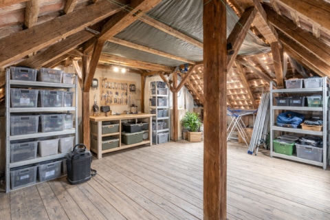 Solide Eigen­tums­wohnung mit spannender Ausbauoption, 49356 Diepholz, Dachgeschosswohnung