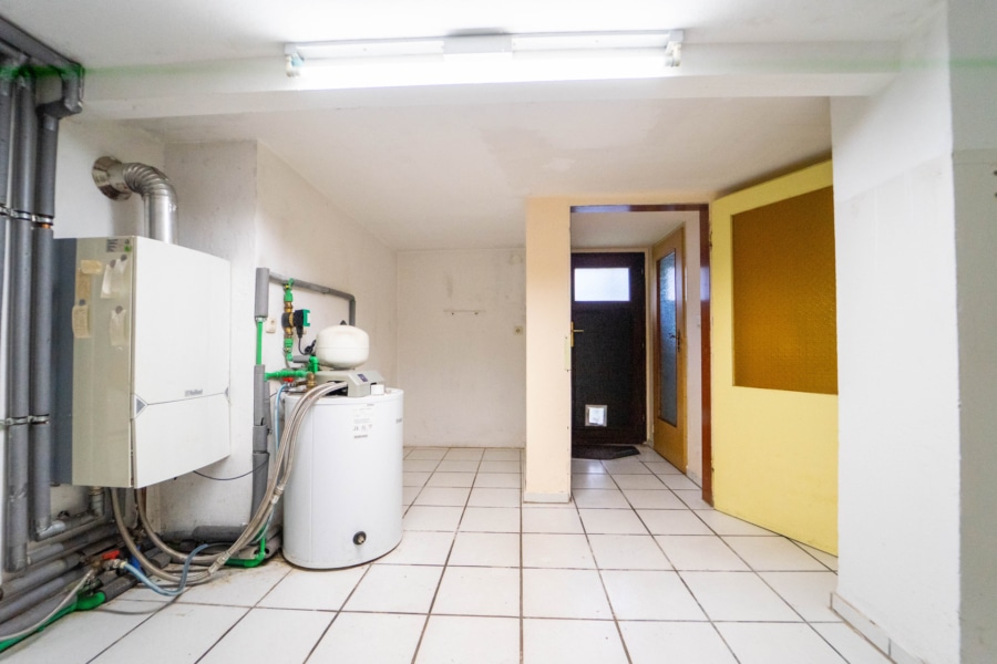 Zugang Garten - Ein Zuhause mit Herz und Perspektive