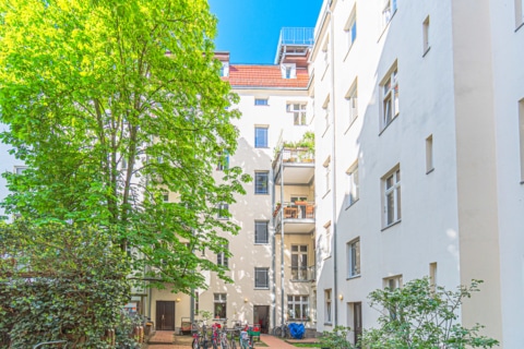 Rendi­te­starkes Investment: ETW mit herrlicher Terrasse, 10247 Berlin, Etagenwohnung