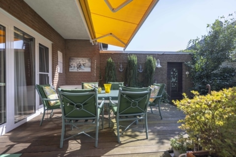 Großes Ein-/Zwei­fa­mi­li­enhaus in Lohne – flexibel nutzbar mit viel Wohnfläche, 49393 Lohne, Einfamilienhaus