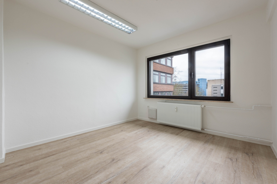Büro 1