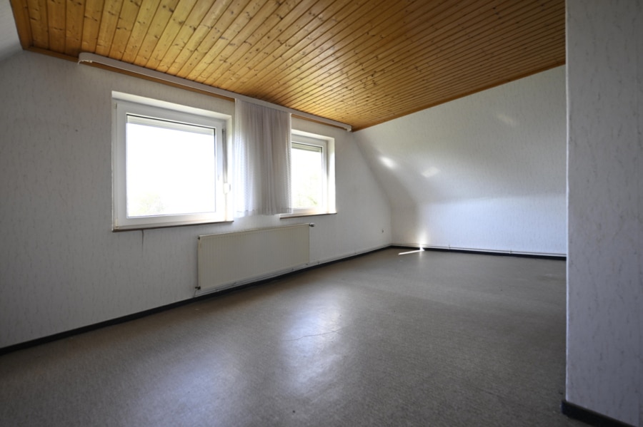 Schlafzimmer 2 - Vom Garten bis zur Werkstatt – dieses Haus bietet mehr, als Sie erwarten