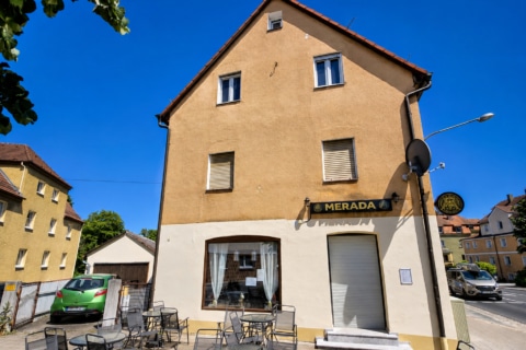 Inves­ti­ti­ons­chance im Herzen von Röthenbach a.d. Pegnitz, 90552 Röthenbach an der Pegnitz, Haus