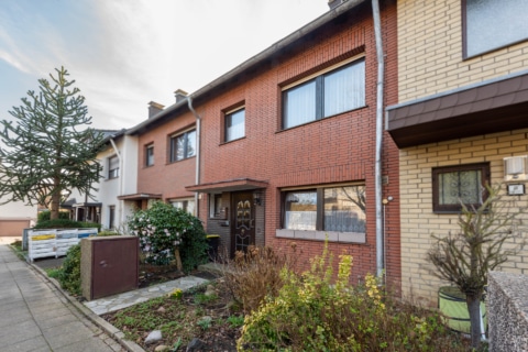 Famili­en­freund­liches Wohnen nahe der Ruhr – Reihenhaus mit Südwest-Garten, 45279 Essen, Reihenhaus