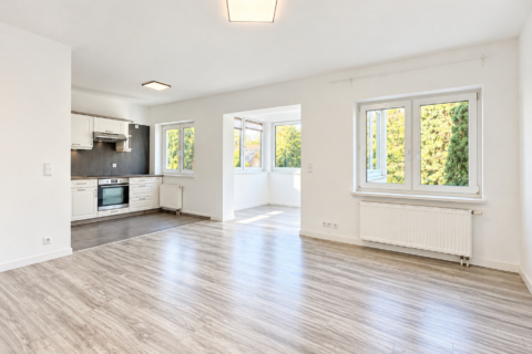 Helles Wohnglück in Spandau! Ideal für Pärchen, Rentner oder eine kleine Familie, 13591 Berlin, Etagenwohnung