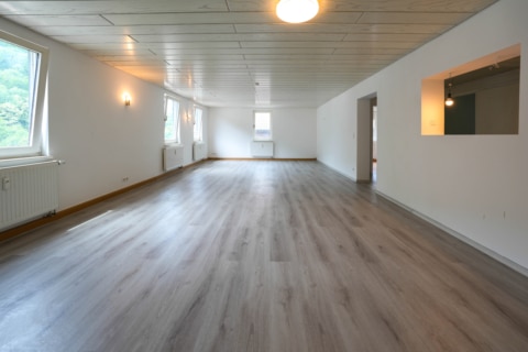 Platz für die ganze Familie, 75339 Höfen an der Enz, Maisonettewohnung