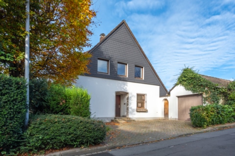 Famili­en­traum im Dornröschenschlaf, 45219 Essen / Kettwig, Einfamilienhaus