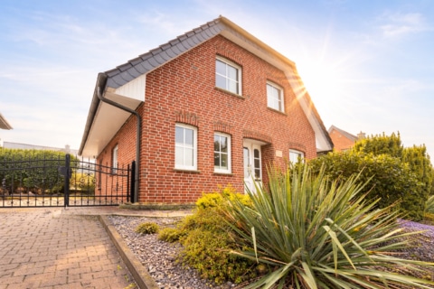 Ein Zuhause zum Ankommen – Licht­durch­flu­tetes Einfa­mi­li­enhaus in ruhiger Lage von Ibbenbüren!, 49479 Ibbenbüren, Einfamilienhaus