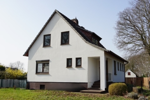 Haus mit Garten und Natur­blick – Raum für eigene Ideen, 27612 Loxstedt / Donnern, Einfamilienhaus