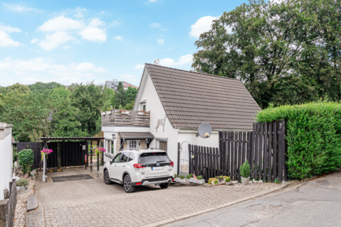 Kettwiger Rückzugsort mit Weitblick, 45219 Essen / Kettwig, Einfamilienhaus