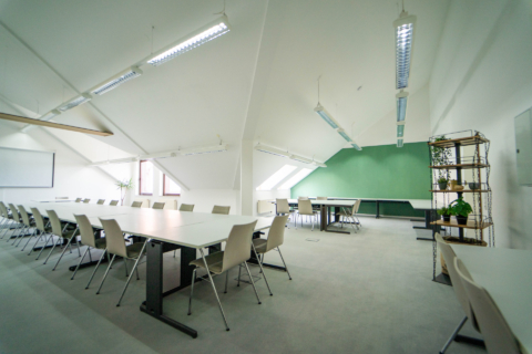 Ihr Wohnzimmer ist zu klein für ein Teammeeting? Unseres nicht!, 09232 Hartmannsdorf, Bürofläche