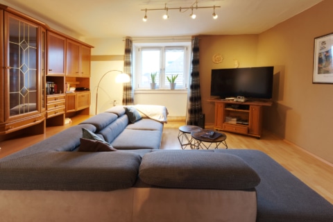 Famili­en­platz mit Ideen­freiheit in&nbsp;Zeven, 27404 Zeven, Einfamilienhaus