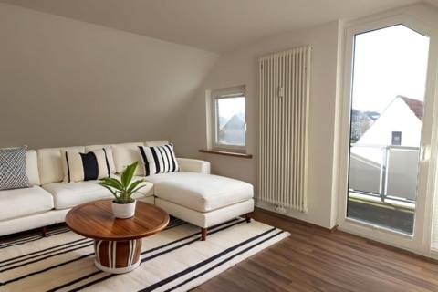 Gepflegte 3-Zimmer-Wohnung mit Balkon – perfekt für Paare oder Singles, 49356 Diepholz, Dachgeschosswohnung