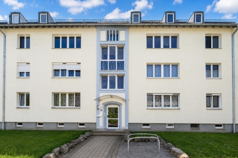 Familienfreundliches Wohnen: 3 oder 4 Zimmer, frisch saniert im 2. OG in Bad Tölz, 83646 Bad Tölz, Etagenwohnung