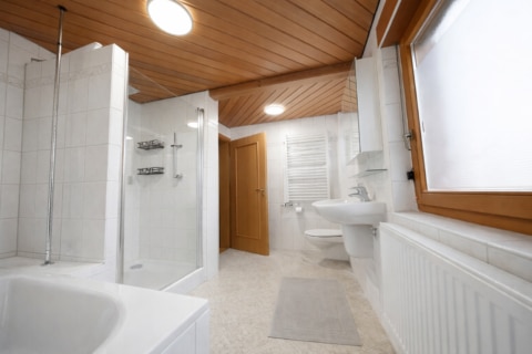 Famili­en­schatz in zentraler Lage, 75417 Mühlacker, Einfamilienhaus